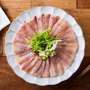 국내산 흑산도 홍어 삼합 250g 500g 삭힌 홍어회 애 묵 날개살