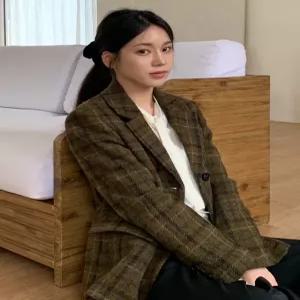 헤지스 여성 24FW [울100%] 카키 해리스트위드 싱글 레귤러핏 자켓 HSJA4D772K2