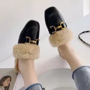 여성 겨울뮬 뮬슬리퍼 회사 사무실 편한신발 퍼블로퍼 뮬구두 뮬신발 사무실뮬 로우힐블로퍼