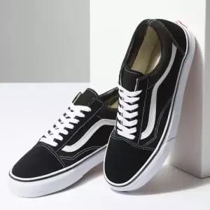 [롯데백화점]반스 SHARE YOUR STYLE  @VANS_KOREA  코어클래식 OLD SKOOL 올드스쿨  VN000D3HY281