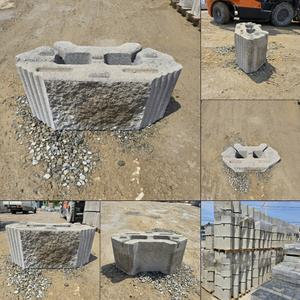 보강토 옹벽블록 650x300x300 그레이 1파렛트 - 보강토 디딤돌 디딤석 방음벽 호안 법면 울타리 농막 컨테이너 받침돌 받침석 옹벽 축대 석축 땅 토지 면적확보