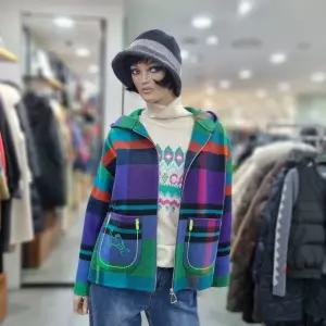 베네통/애플아울렛/칸 체크 후드 핸드메이드 숏 코트/BACTA4561