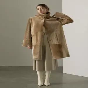 로보 리버시블 벨티드 롱 무스탕