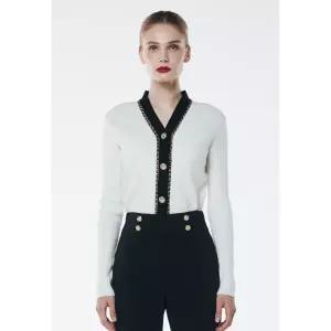[제시뉴욕] 23fw 메탈 체인 골지 니트 가디건 DD85NSKG5310
