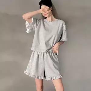 [하프클럽/]여성 러블리 프릴 반팔 크롭 티셔츠와 큐롯 반바지 세트