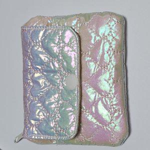 오로라 하트 홀로그램 아이보리 누빔 카드지갑