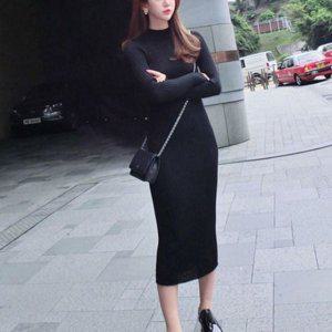 슬림 타이트한 룩 걸스스웨터 캐주얼 립 미니멀 롱버전 원피스룩 미디 맥시드레스 하프티 러플 브이컷