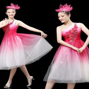 모던 댄스 롱 스커트 성인 합창단 공연용 밀크 실크 민족풍 대형 합창복 신모델 학생 합창단 댄스 드레스