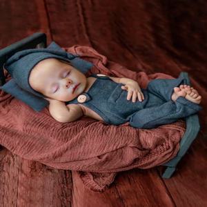 Ylsteed 3 조각 세트 신생아 사진 촬영 의상 유아 점프 슈트 작업복 졸린 모자 베개 아기 소년 사진 소품