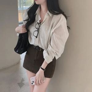 초가을 다용도 루즈 스트라이프 긴팔 셔츠 탑 여성 패션 편안한 핏 스트라이프 패턴 캐주얼 셔츠