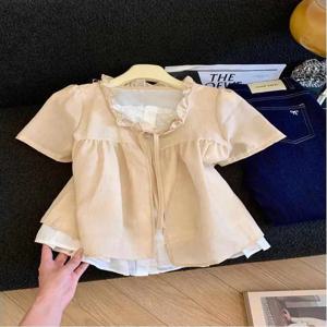 레이스 트림 반팔 셔츠 여성 여름 얇은 벨트 디자인 센스 페이크 투피스 숏 기장 다용도 탑 출퇴근 스타일 루즈핏