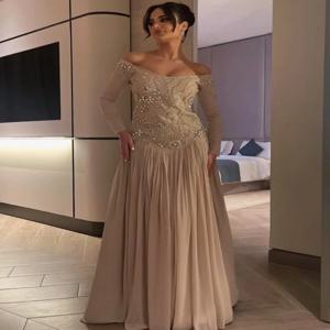 맞춤 제작된 고품질 우아한 시폰 라인스톤 비딩 A라인 오프숄더 롱 드레스, 맞춤형 특별한 날 드레스 클래식