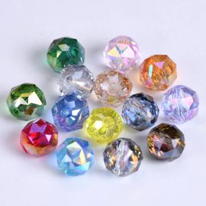 10pcs 반짝 이는 광택 다채로운 라운드 10mm면 처리 된 크리스탈 유리 느슨한 구슬 보석 만들기 DIY 팔찌 결과