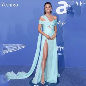 Verngo 스카이 블루 쉬폰 이브닝 드레스 원 숄더 라인 사이드 슬릿 공식 행사 드레스 섹시한 컷 아웃 댄스 파티 드레스 맞춤형