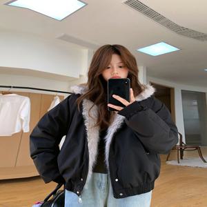 겨울 두꺼운 따뜻한 면 재킷 여성 패션 짧은 디자인 후드 코트 퍼 칼라 커플 스타일 한국 버전