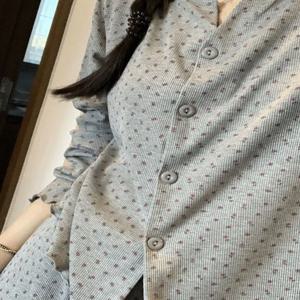 섹시한 순수한 욕망 스타일 스레드 슬립웨어 긴 소매 홈웨어 세트 소녀용 녹색 꽃무늬 시원하고 통기성 좋은 폴리에스터