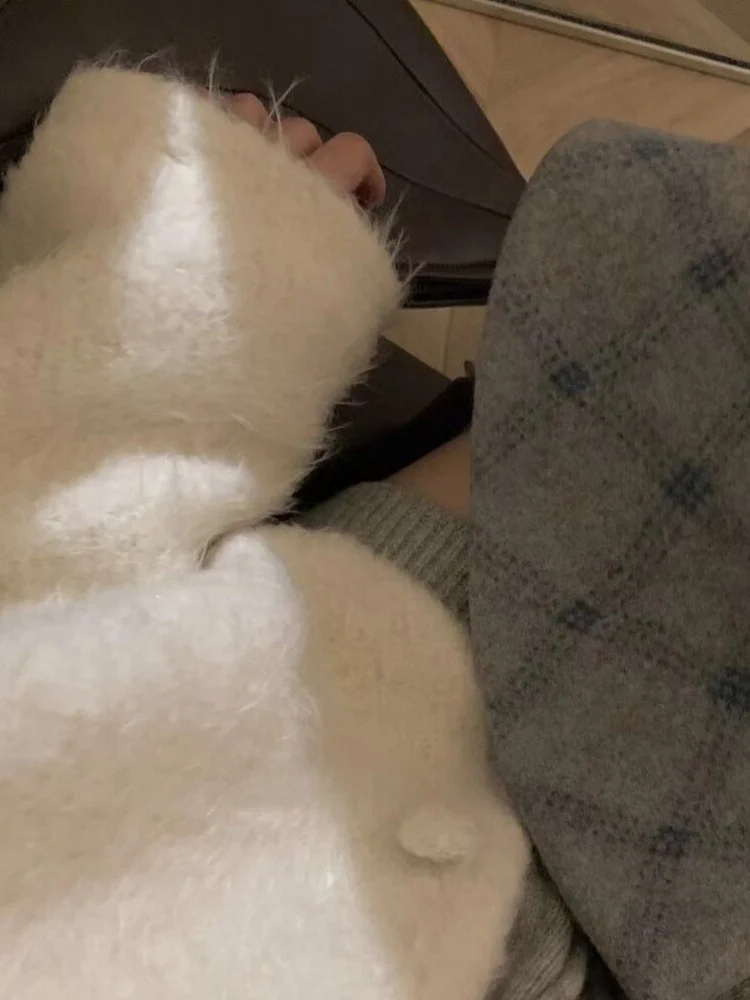 한국 스타일 달콤하고 귀여운 플러피 숏 아우터웨어 여성용 2025 턴다운 칼라 싱글 버튼 작은 향수 스타일 오픈 가디건