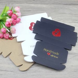 새로운 10Pcs 8x6x2cm 화이트/크래프트/블랙 쥬얼리 디스플레이 포장 상자 사랑 골판지 선물 패키지 및 결혼식 호의로 수제