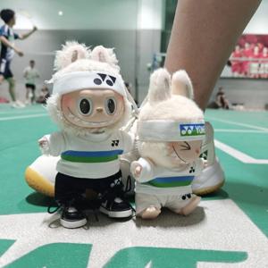 활기찬 스포츠 스타일 인형 옷 배드민턴 스포츠웨어를 표현하는 간단하고 다재다능한 패션 라부부에 적합