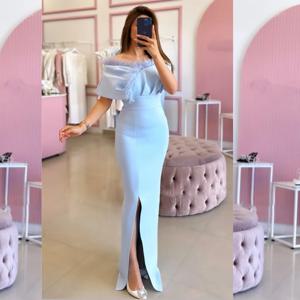 맞춤형 Jiayigong 하이 퀄리티 저지, 깃털 플리츠, 발렌타인 데이 시스, 오프 숄더, 맞춤형 가운, 긴 원피스