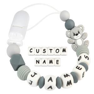 곰 참이 있는 맞춤 이름 아기 젖꼭지 체인 클립