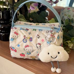 헬로 키티 방수 여행 귀여운 대용량 패딩 휴대용 메이크업 세면 용품 가방 여성용 화장품 보관 개인 관리