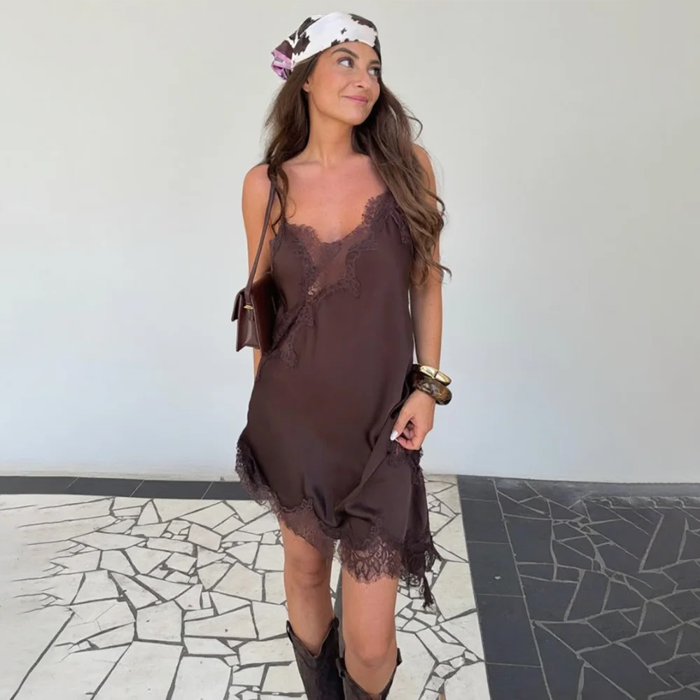 Tuularose 여성용 레이스 스파게티 스트랩 드레스 섹시한 민소매 레이스 패치 워크 비대칭 드레스 여름 파티 룩 우아한 드레스