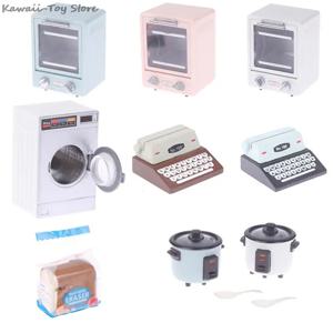 소형 인형 집 가구 세트 인형 집 미니 장난감 키트 액세서리 TV 주방 홈 냉장고 어린이 놀이 Diy 입상 척