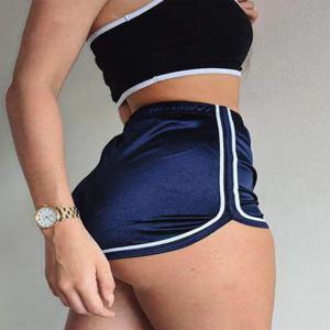 새로운 여성 반바지 여름 실크 슬림 비치 캐주얼 화이트 Egde 반바지 핫