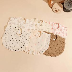 3pcs 아기 귀여운 프릴 가장자리 타액 수건 어린이 먹이 안티 더러운 Bibs 유아 Burp Cloth 신생아 패션 선물 세트 액세서리