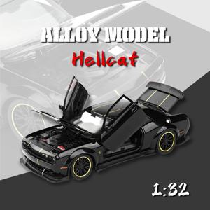 1:32 지배적인 Hellcat 합금 모델 자동차, 멋진 소리와 빛, 절묘한 데스크탑 장식품, 크리스마스/생일 선물