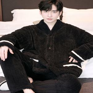 남성용 플란넬 잠옷 세트 두꺼운 플리스 따뜻한 홈웨어 롱 벨벳 코랄 아우터웨어 가을 겨울용 브이넥 버튼 클로저