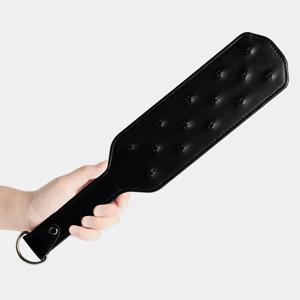 38.5CM 통증 강화 Quincunx 가죽 스테인레스 스틸 스파이크 말 훈련을위한 스팽킹 패들 슬래퍼 채찍