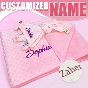 맞춤형 부드러운 플러시 아기 담요 (이름 포함) 신생아 유모차 수면 인형 맞춤 타월 커버 - 달래는 인형 선물