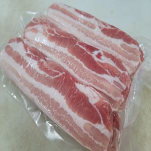 [Baradun] 잡내없이 깔끔한 2mm 냉삼 대패 얇은 삼겹살 구이용 2kg x 1팩