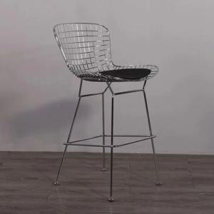 산업 디자이너 바 의자 금속 모던 인체공학적 견고한 아일랜드 하이 체어 카운터 독특한 등받이 바 의자 가구