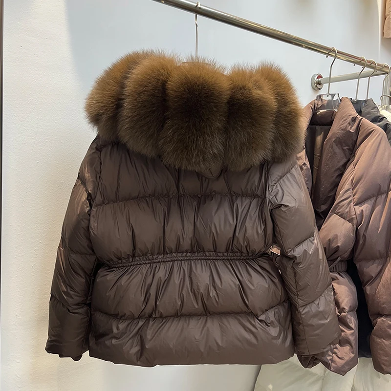 여성용 두꺼운 숏 다운 재킷 2025 신상 천연 여우털 칼라 후드 허리 조임 따뜻한 외투 한국 스타일 출퇴근용