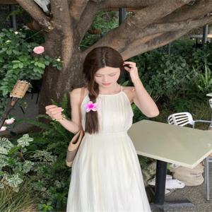 우아한 백리스 홀로우 아웃 스트랩 드레스 여성 여름 달콤한 요정 분위기 비치 휴가 스타일 맥시 스커트 한국 스타일