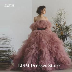 LISM 원 라인 칼라 a 라인 일본 웨딩 드레스 이동식 소프트 Tulle Strapless Tiered Layered 우아한 이브닝 가운 맞춤형
