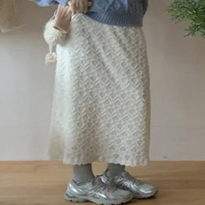 스위트 하트 레이스 하프 스커트 여성용 봄 신상 플리츠 하이웨이스트 슬림 A라인 롱 스커트 출퇴근 스타일 단색 기타 소재