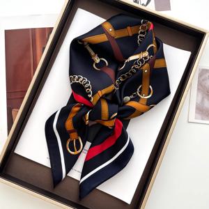 여성용 고급 70*70cm 정사각형 스카프 부드러운 새틴 넥커치프 여성 헤어밴드 우아한 여성 가방 리본 헤어밴드 반다나 숄