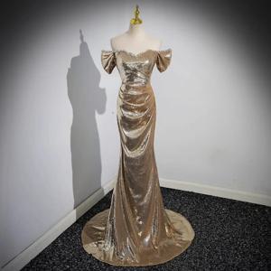 2025 반짝 이는 럭셔리 황금 이브닝 드레스 여성 프리미엄 호스트 어깨 후행 장식 조각 댄스 파티 드레스 연예인 공식 파티 드레스