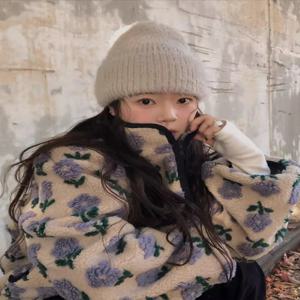 여성용 따뜻한 양털 재킷 2025년 봄 겨울 신상품 소형 사이즈 패셔너블한 3D 꽃 배색 코트