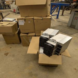 2개 구매 시 1개 무료 제공 새로운 Bitmain Antminer S19J Pro 100th/s 비트코인 ​​ASIC 채굴기