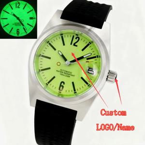 맞춤형 로고 38MM 고급형 올루미너스 NH35 기계식 남성 시계 고무 스트랩 사파이어 글라스 캘린더 남성 자동 시계