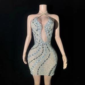 매력적인 다이아몬드 홀터넥 생일 파티 드레스 무대 공연 의상 하이 엔드 섹시한 나이트 클럽 짧은 치마 복장 스팽글 드레스