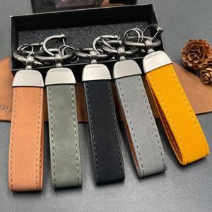 사용자 정의 로고 크레이지 호스 가죽 키 체인, 빈 레이저 조각 키 체인, 개인 거치대 빈티지 키 링, 회사 이름 번호