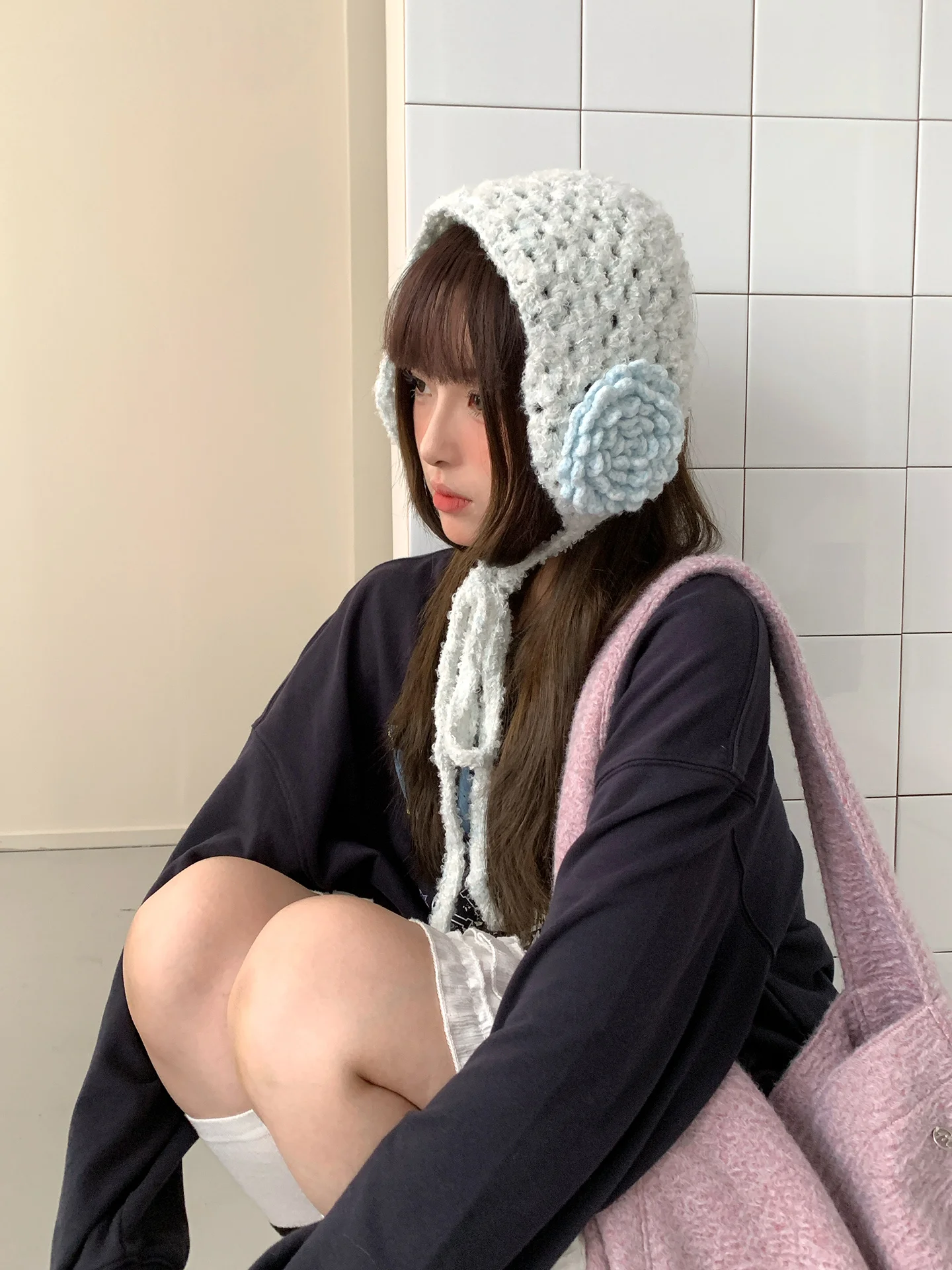 달콤하고 사랑스러운 입체 꽃 니트 수제 여성용 가을 겨울 분위기 따뜻한 귀마개