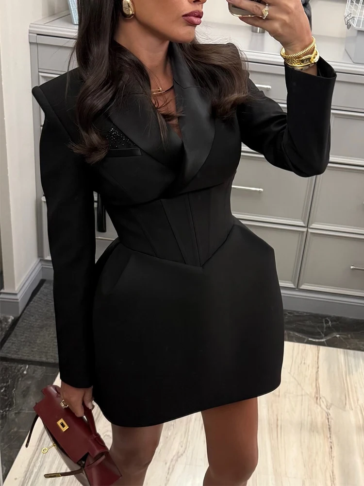 섹시한 홀로우드 아웃 숏 미니 스커트 여성 패션 솔리드 긴 소매 라운드 넥 피트 숏 스커트 여성 2025 하이 스트리트 웨어