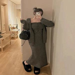 시크한 가을 겨울 니트 스웨터 코트 탱크탑과 피쉬테일 미니스커트 세트 여성용 프렌치 스타일 패션 쓰리피스 수트